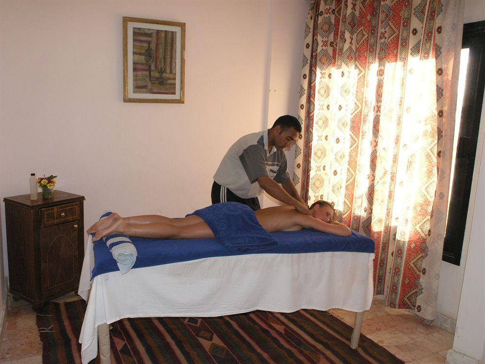 Golden 5 Sapphire Suites Hotel Hurghada Ngoại thất bức ảnh