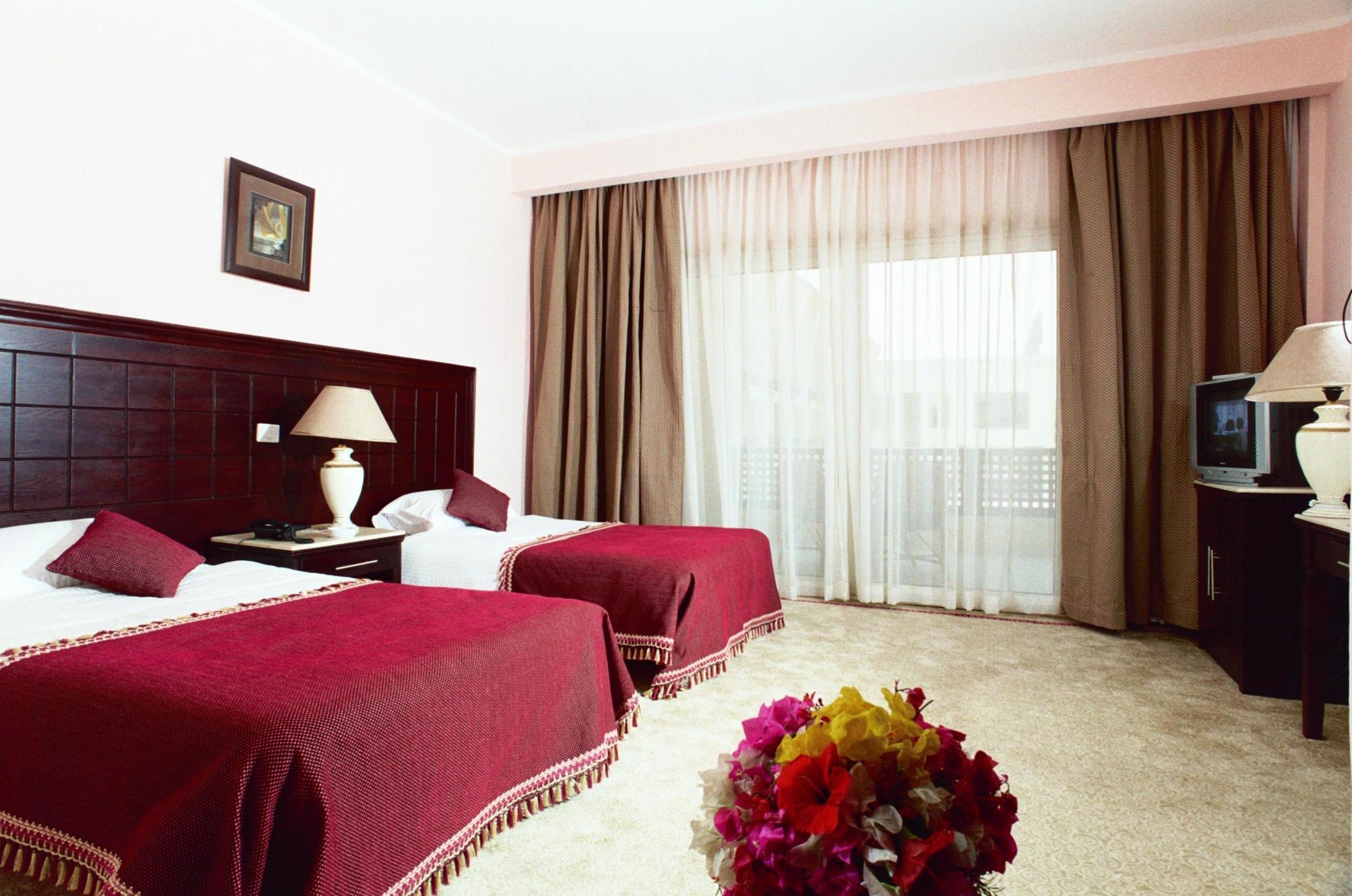 Golden 5 Sapphire Suites Hotel Hurghada Ngoại thất bức ảnh