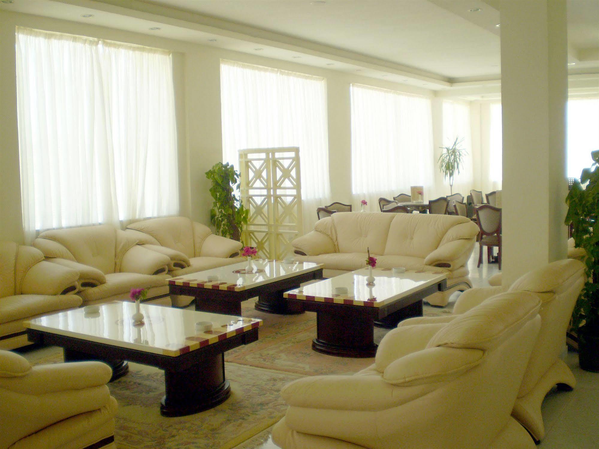 Golden 5 Sapphire Suites Hotel Hurghada Ngoại thất bức ảnh