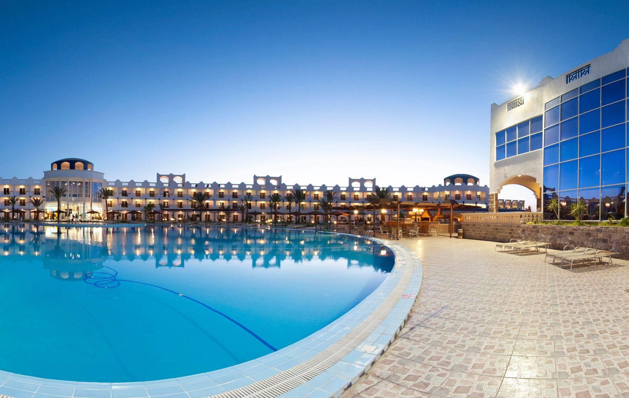 Golden 5 Sapphire Suites Hotel Hurghada Ngoại thất bức ảnh